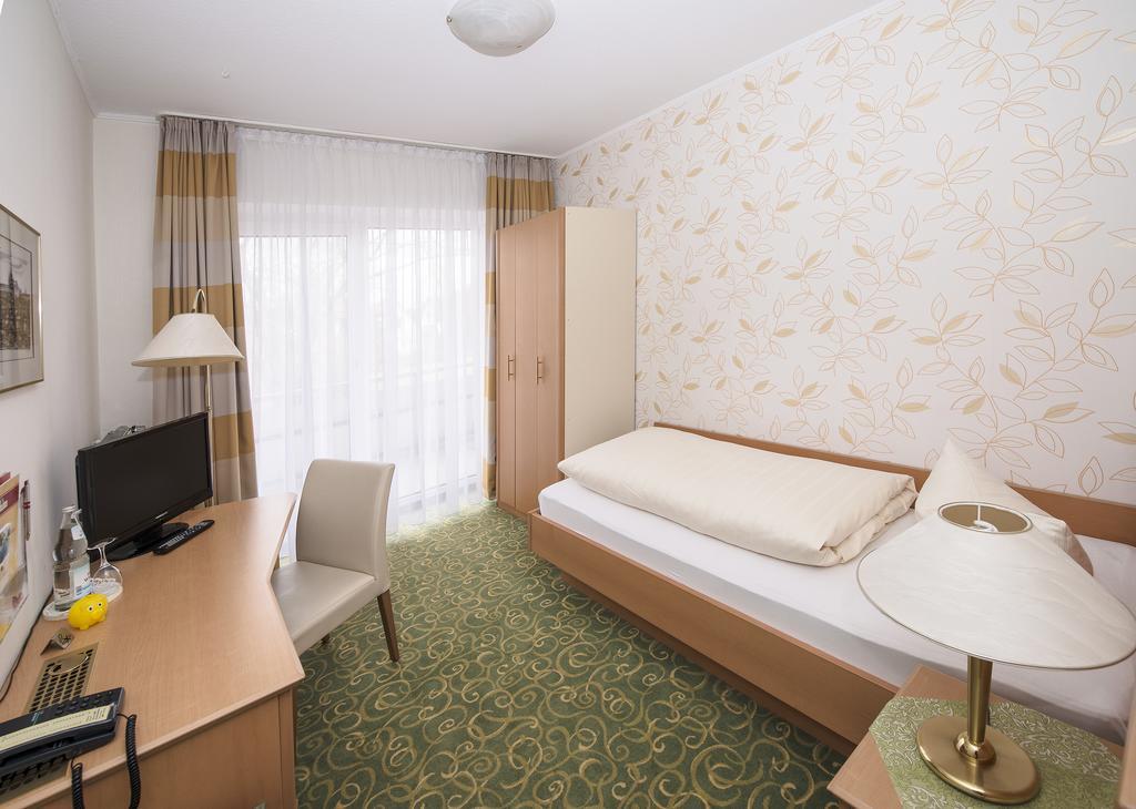Land-Gut-Hotel Rohdenburg Lilienthal (Lower-Saxony) Quarto foto